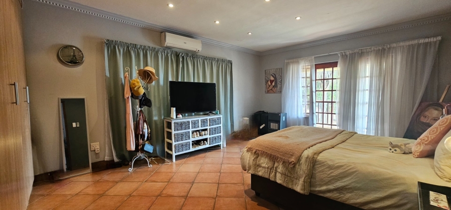  Bedroom Property for Sale in Meerhof North West